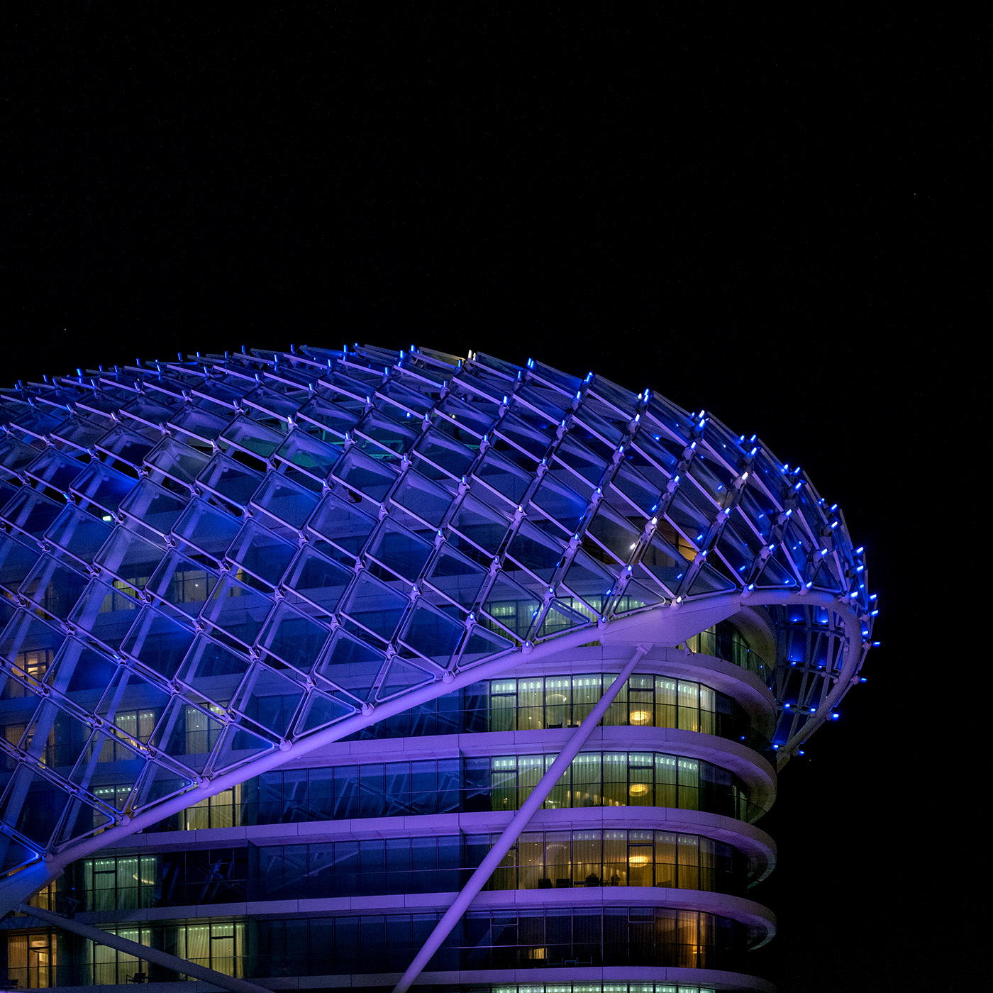Yas Island W LED Canopy